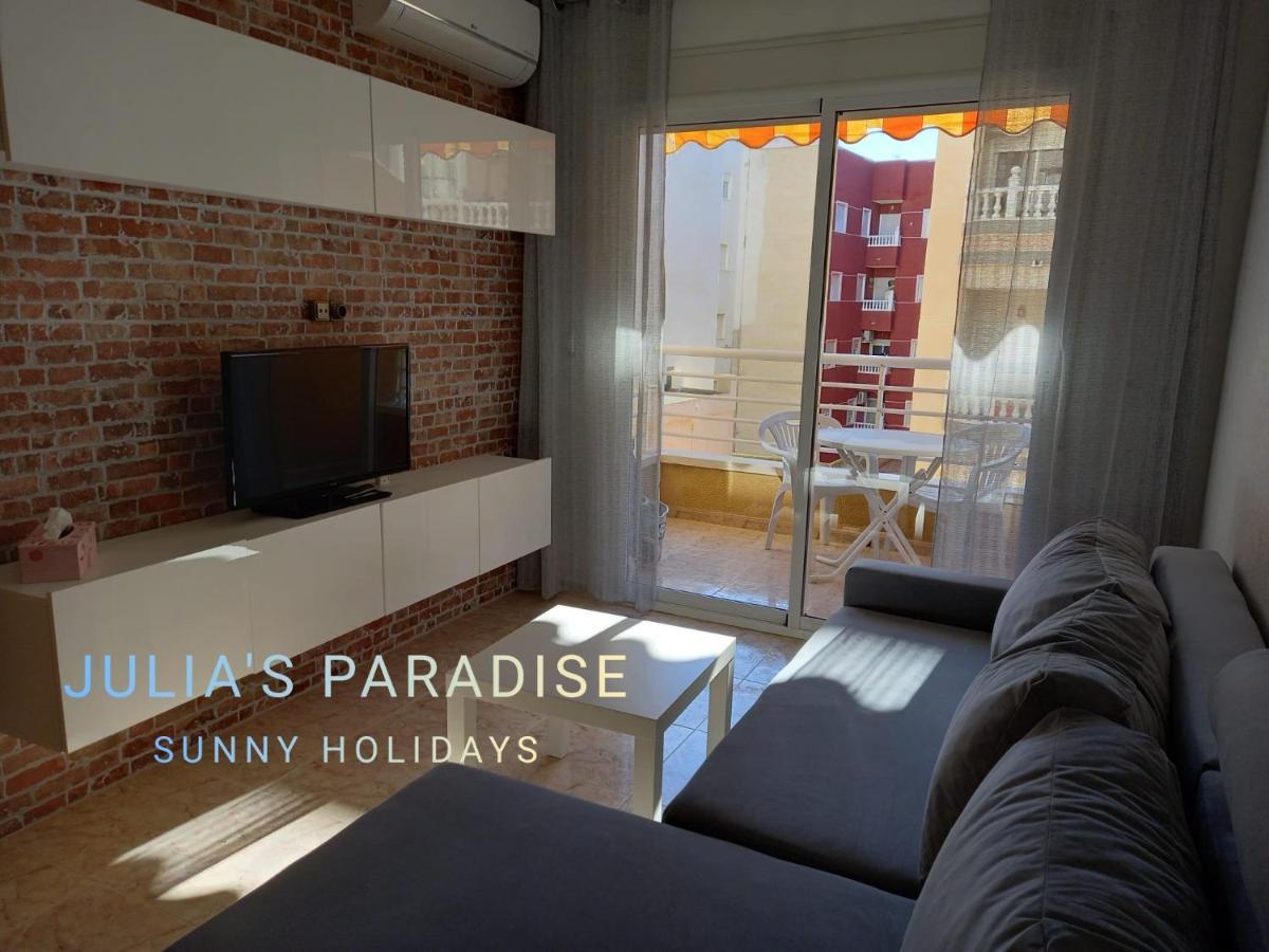 Julia'S Paradise Apartment Torrevieja Eksteriør billede